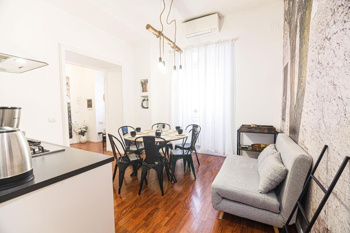 Appartamento Al Centro Di Roma Bosuiterome Extérieur photo